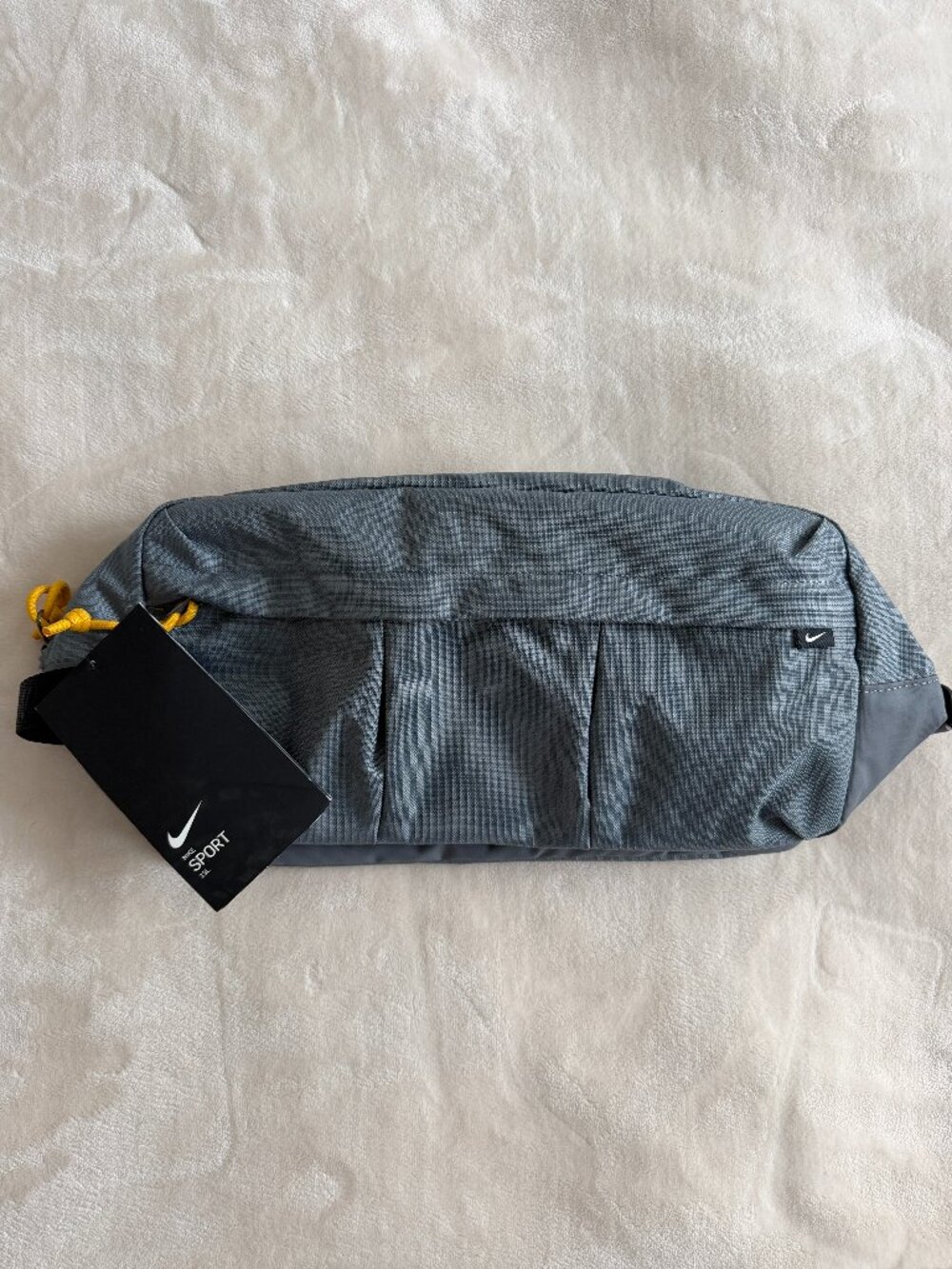 NWT Nike Sport 13L Shoe Tote Bag Travel Cool Gray Yellow BA5787-065 New